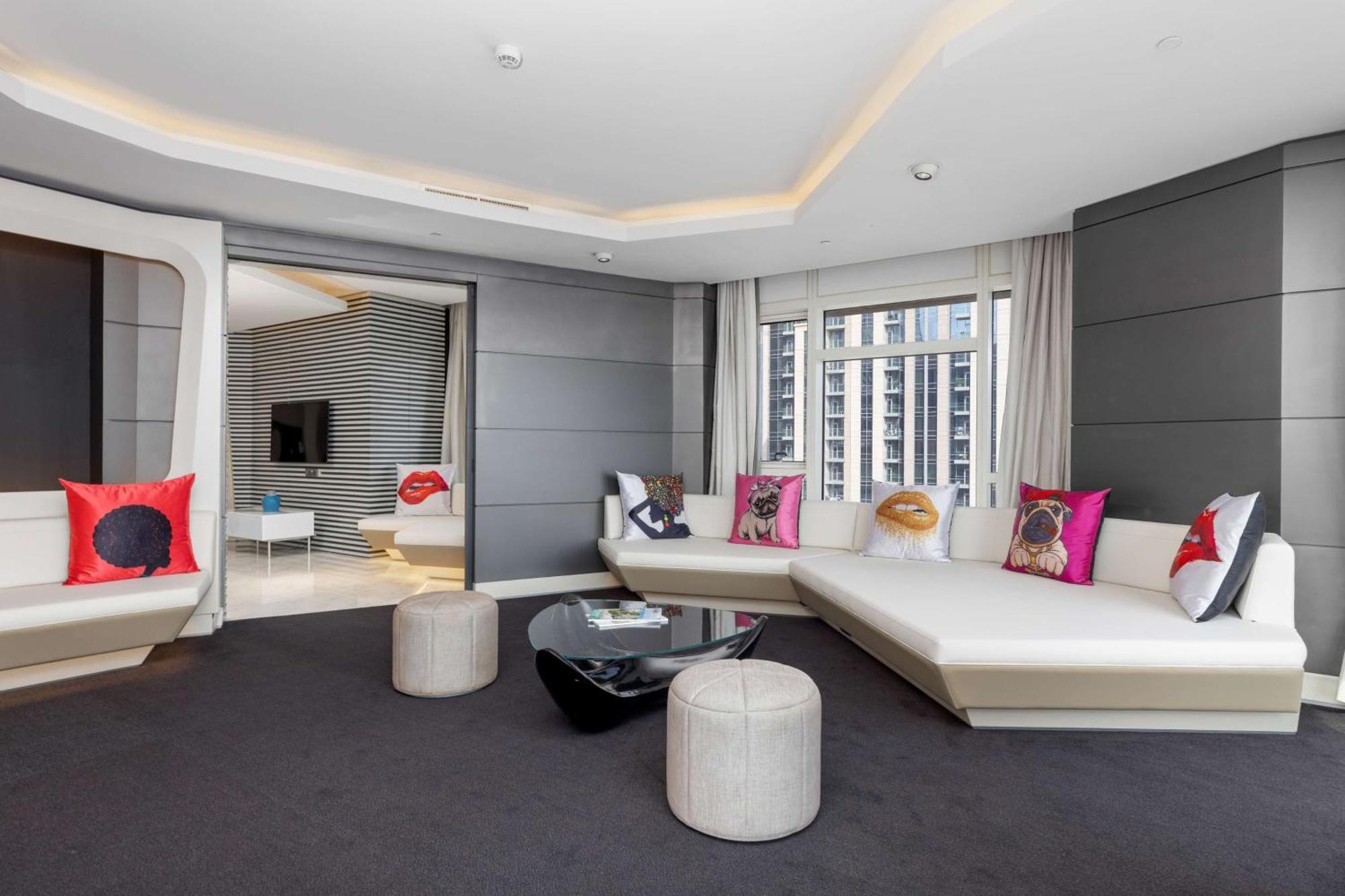 V Hotel Dubai, Curio Collection By Hilton Exterior foto