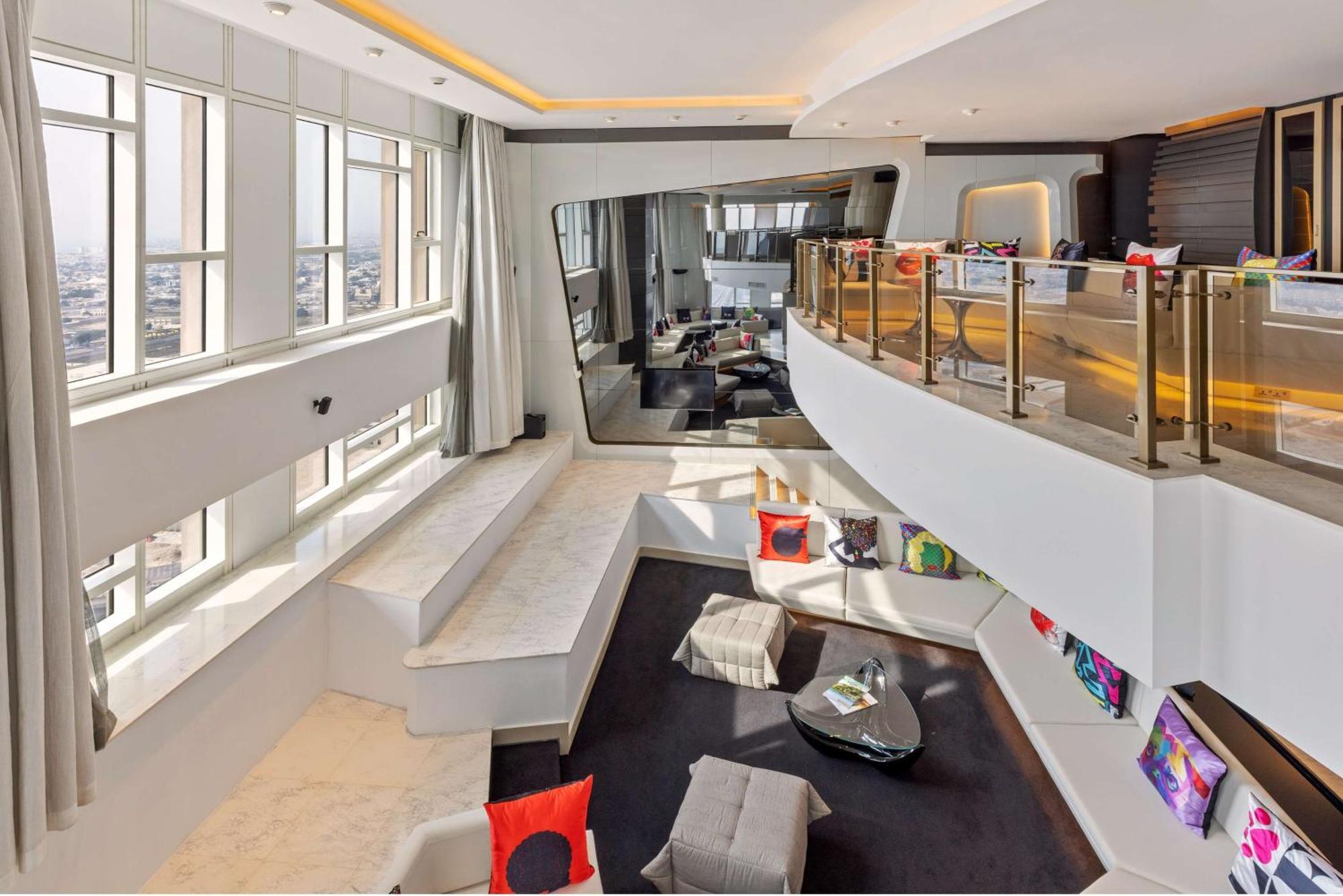V Hotel Dubai, Curio Collection By Hilton Exterior foto